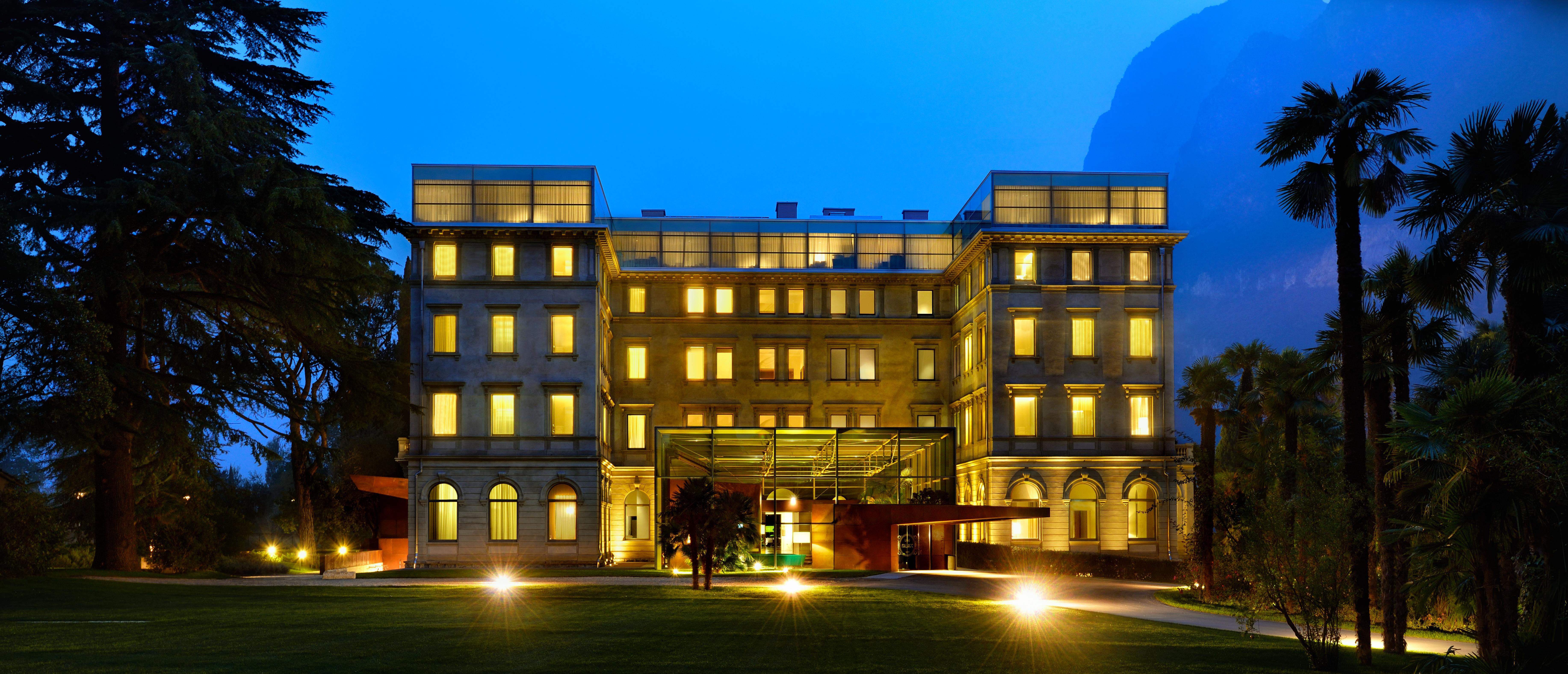 Lido Palace - The Leading Hotels Of The World Riva del Garda Bagian luar foto