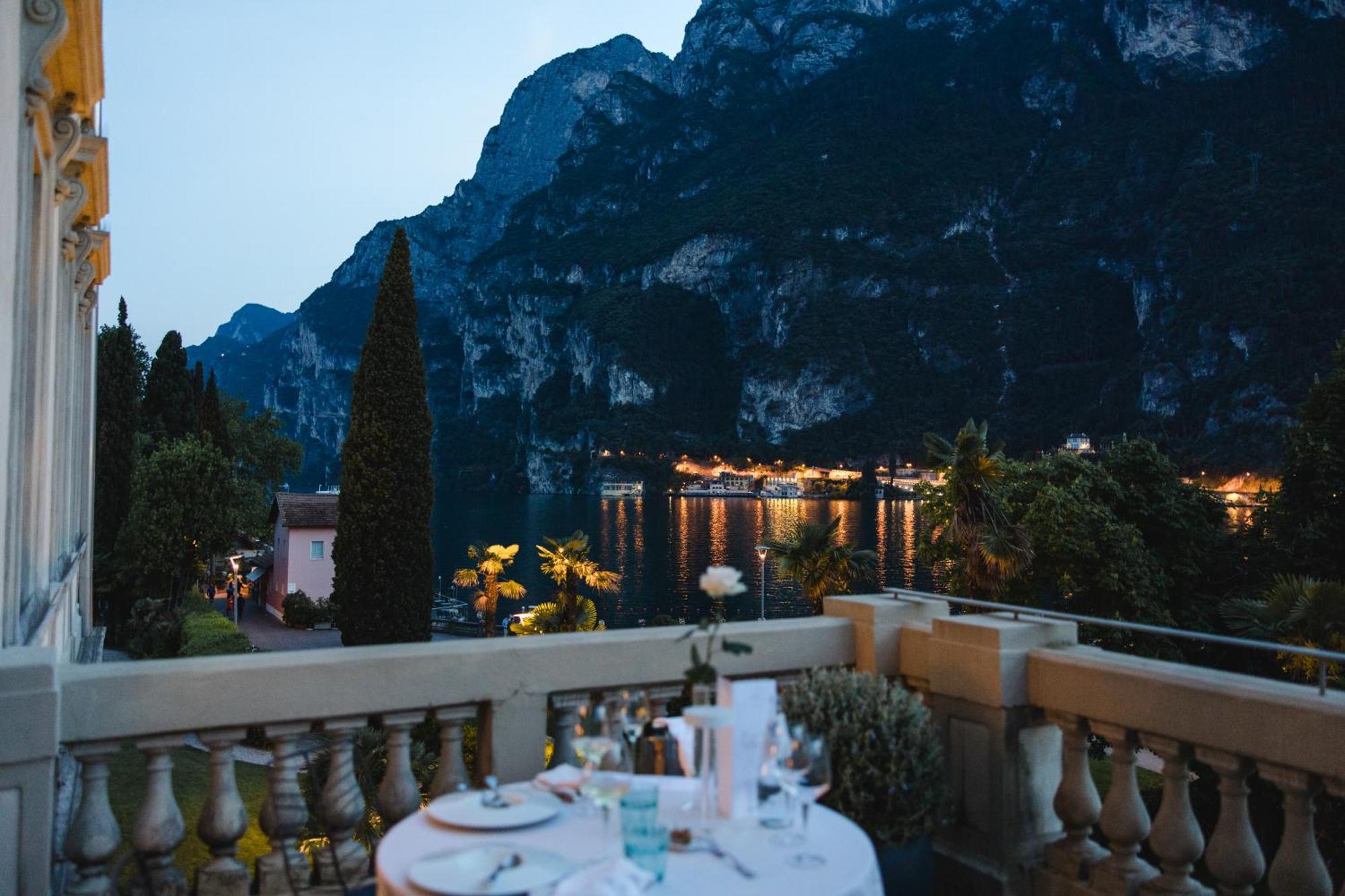 Lido Palace - The Leading Hotels Of The World Riva del Garda Bagian luar foto